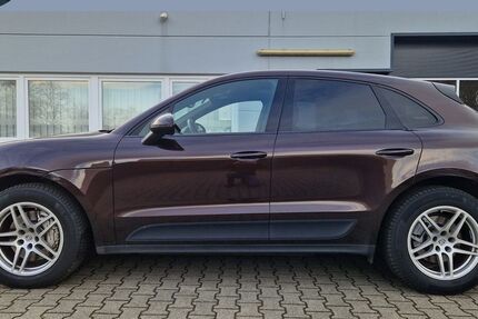 Porsche Macan 144.400 km 26.992 &euro; Neukirchen-Vluyn 47506