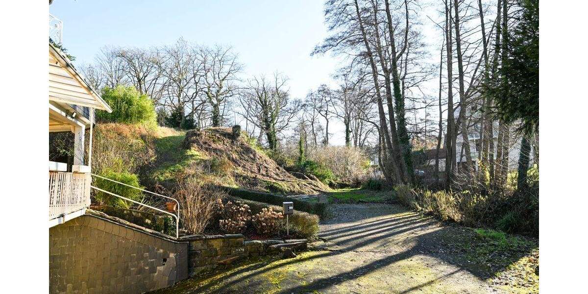 Baugrundstück mit positiver Bauvoranfrage für ein dreigeschossiges Einfamilienhaus in Bredenscheid zimmer