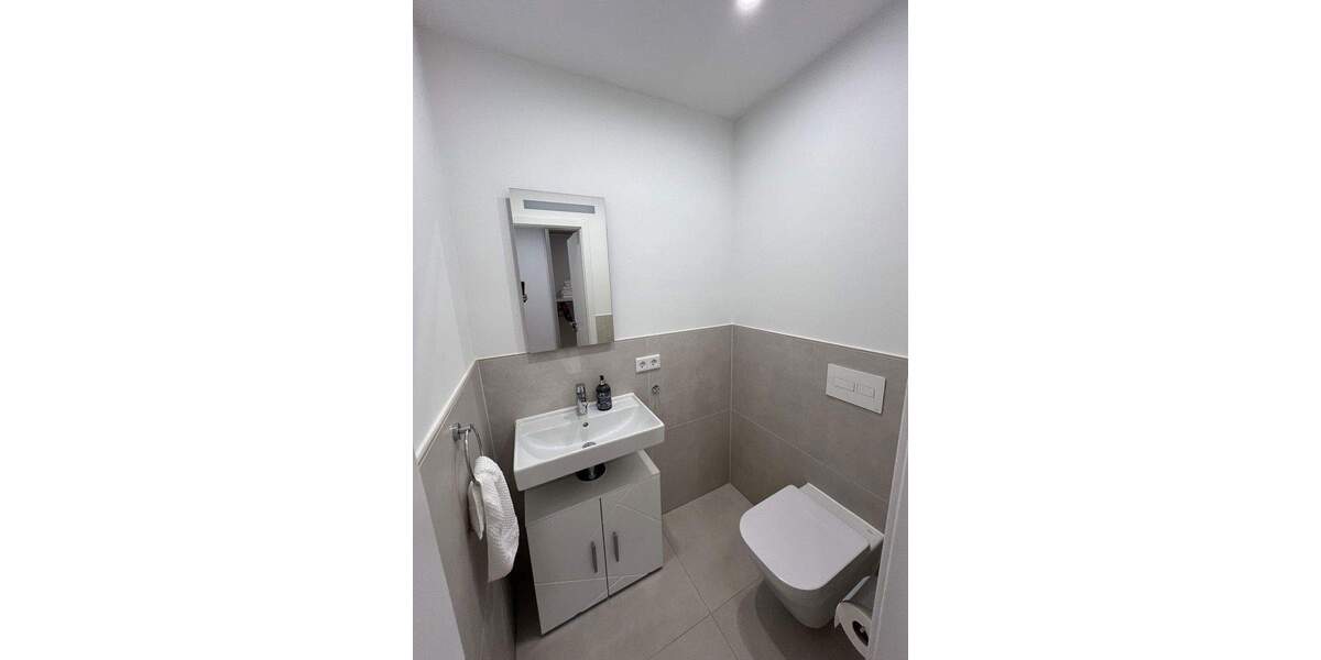 Möblierte Premiumwohnung mit Garten in Düsseltal - All-Inclusive Miete mit Pool & Sauna 2 zimmer