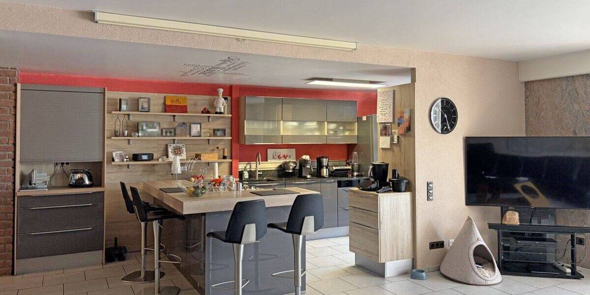 Etagenwohnung Velbert Mitte - 3 Zimmer, 105 m&sup2;, 225.000&euro; | Angebot:26833341