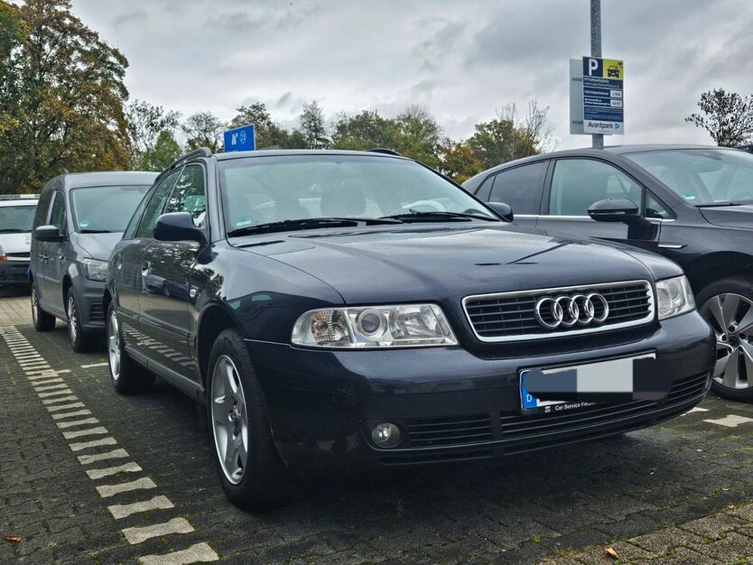 Audi A4 266.653 km 4.500 € Essen 45326