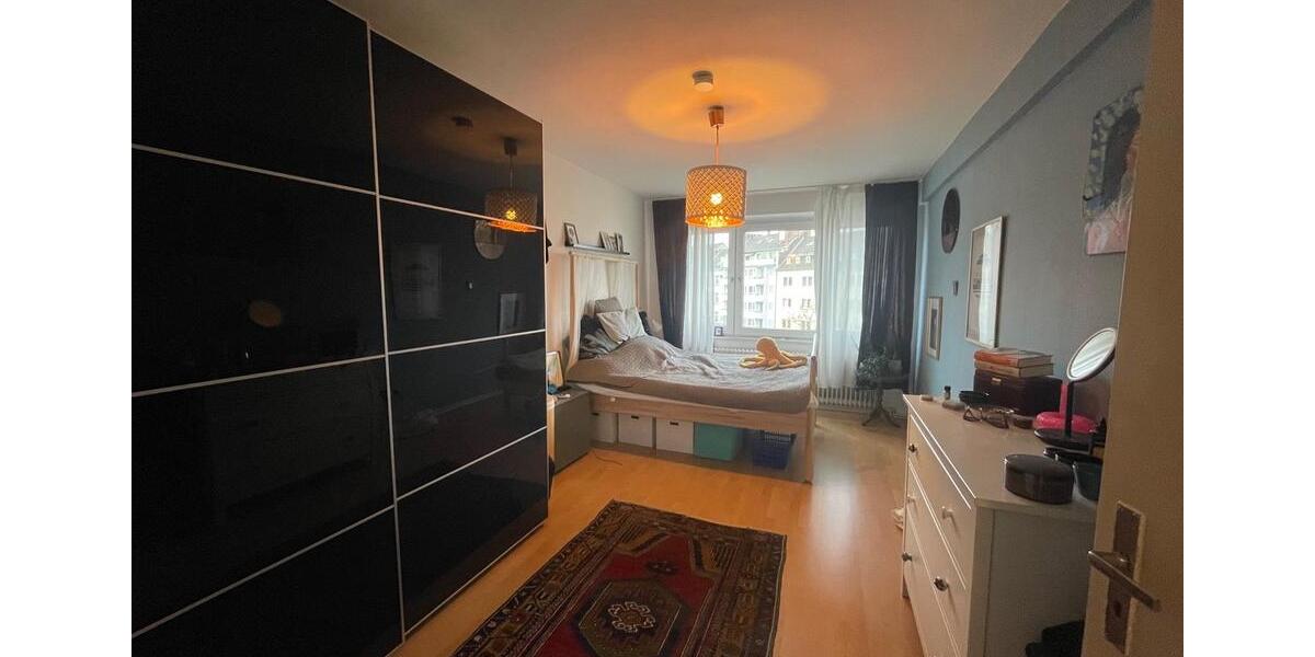Etagenwohnung Düsseldorf Stadtmitte - 2 Zimmer, 63 m&sup2;, 1.000&euro; | Angebot:24866160
