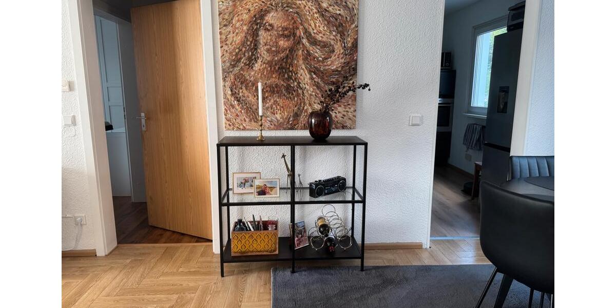 Helle 2-Zimmer-Wohnung mit Balkon, TG-Stellplatz & neuer Heizung 2 zimmer