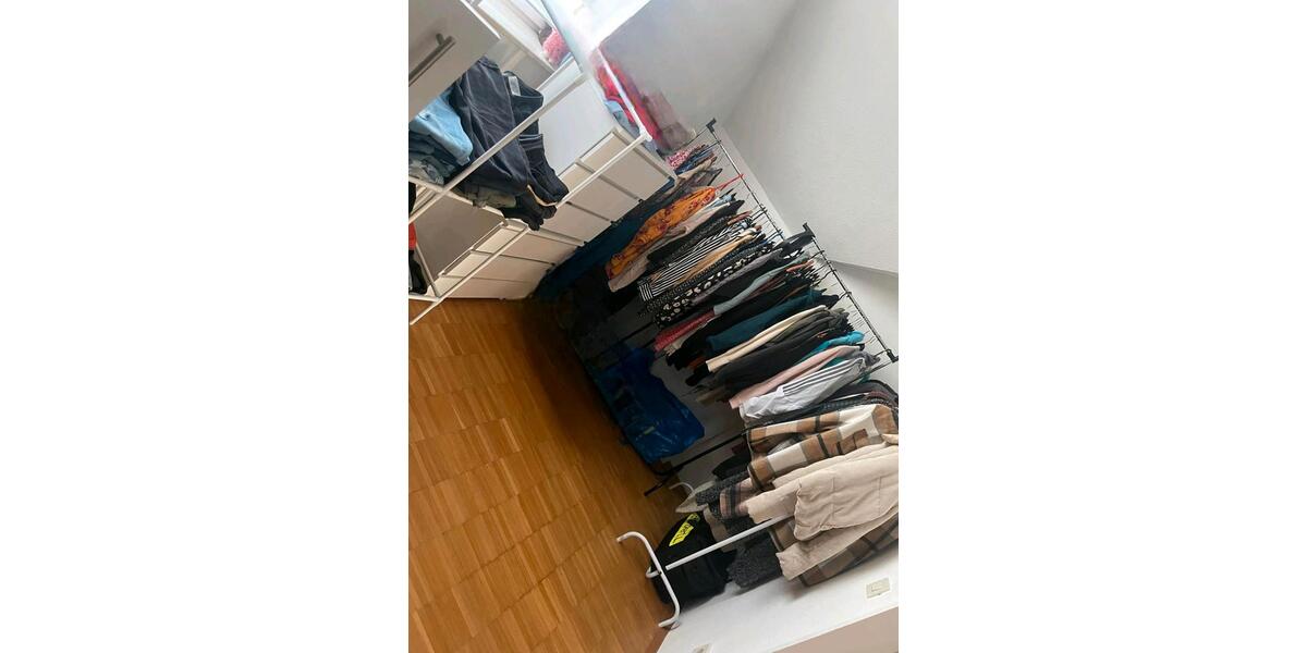 Dachgeschoßwohnung Ratingen Tiefenbroich - 3 Zimmer, 55 m&sup2;, 930&euro; | Angebot:26152421