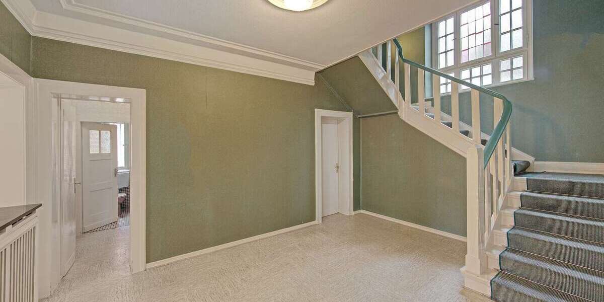 Haus zum Kaufen in Krefeld Cracau (Bismarckviertel) 595.000 € 193 m² 5 zimmer