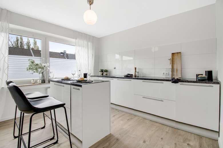 Etagenwohnung Oberhausen Alt-Oberhausen - 2.5 Zimmer, 70 m&sup2;, 130.000&euro; | Angebot:25973705