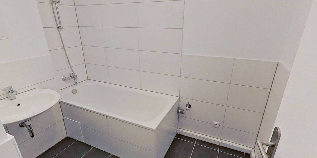 Etagenwohnung Duisburg Neumühl - 3 Zimmer, 81 m&sup2;, 599&euro; | Angebot:26908895