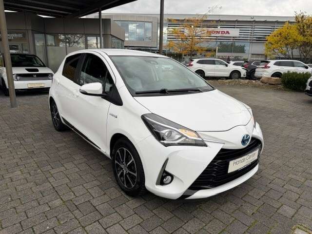 Toyota Yaris 55.800 km 14.980 € Düsseldorf 40233