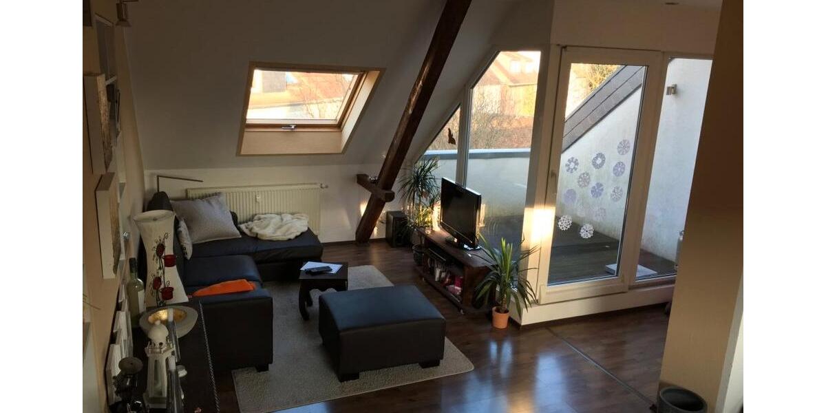 Dachgeschoßwohnung Tönisvorst - 4 Zimmer, 80 m&sup2;, 720&euro; | Angebot:26126042