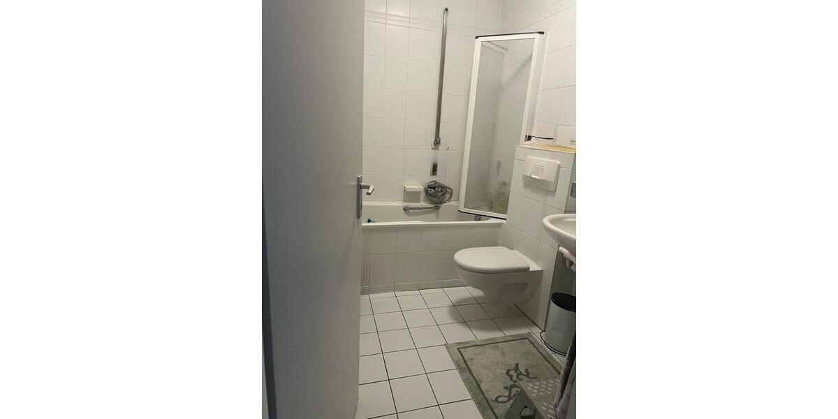 Etagenwohnung Voerde (Niederrhein) - 3.5 Zimmer, 82 m&sup2;, 179.000&euro; | Angebot:20438412