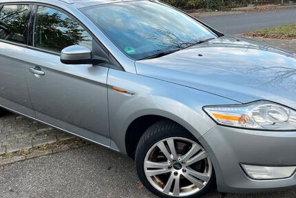Ford Mondeo 193.600 km 4.200 € Essen 45136