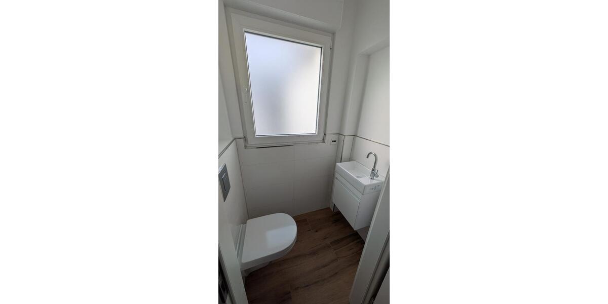 Erstbezug der Extraklasse – Garten, Terrassen & Bürofläche zimmer