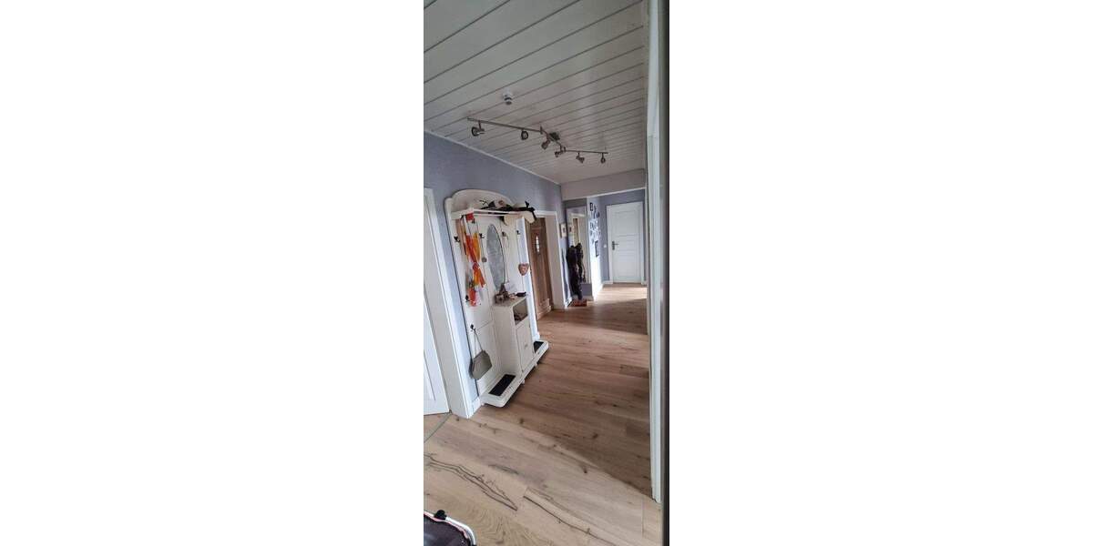 Etagenwohnung Neukirchen-Vluyn Vluyn - 5 Zimmer, 98 m&sup2;, 245.000&euro; | Angebot:25697303