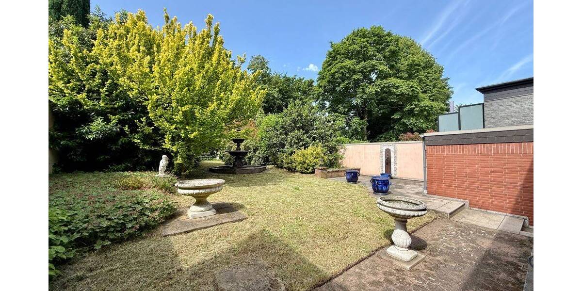 Mehrfamilienhaus, Wohnhaus Bottrop Stadtmitte - 9 Zimmer, 219 m&sup2;, 569.000&euro; | Angebot:26893108