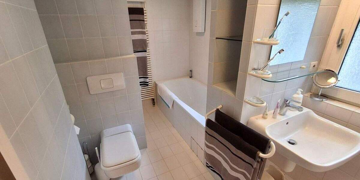 Doppelhaushälfte Düsseldorf Unterrath - 6 Zimmer, 208 m&sup2;, 684.000&euro; | Angebot:24670517