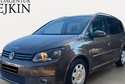 VW Touran 221.545 km 7.690 &euro; Krefeld 47803