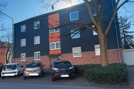 Schöne, helle Wohnung, 74 qm Wohnung, 2. Etage mit Balkon 3 zimmer