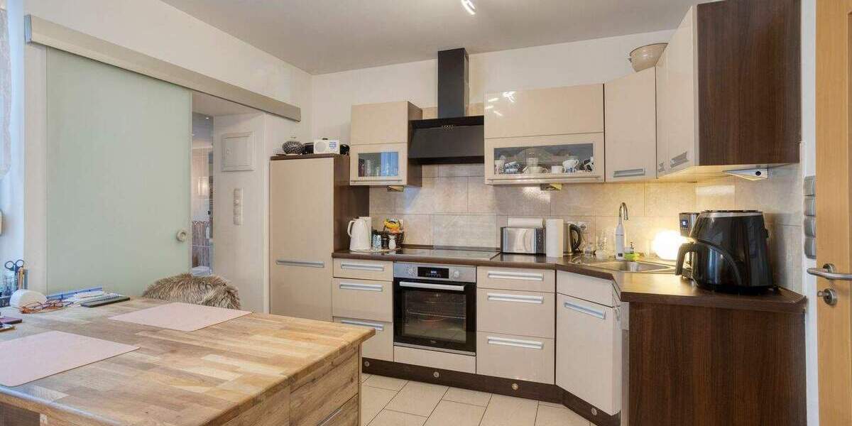 Mehrfamilienhaus, Wohnhaus Oberhausen Buschhausen - 7 Zimmer, 217 m&sup2;, 330.000&euro; | Angebot:25601939