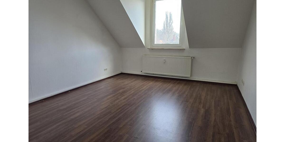 Dachgeschoßwohnung Herne Wanne-Bickern - 3 Zimmer, 75 m&sup2;, 680&euro; | Angebot:24741182