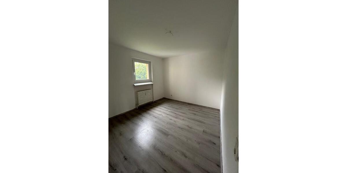 Etagenwohnung Velbert Velbert-Mitte - 3 Zimmer, 73 m&sup2;, 519&euro; | Angebot:25571585