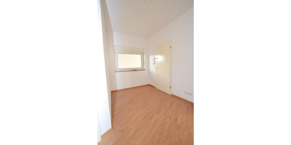 Erdgeschoßwohnung Gelsenkirchen Gelsenkirchen-Mitte - 2 Zimmer, 63 m&sup2;, 473&euro; | Angebot:26405903