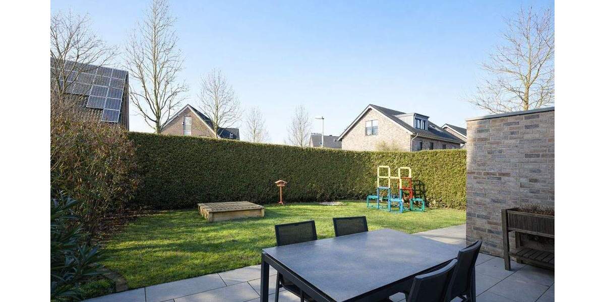 Doppelhaushälfte Krefeld / Fischeln Fischeln - 5 Zimmer, 136 m&sup2;, 610.000&euro; | Angebot:25629961