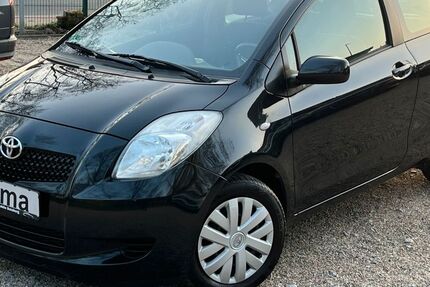 Toyota Yaris 106.805 km 3.999 &euro; Duisburg 47137