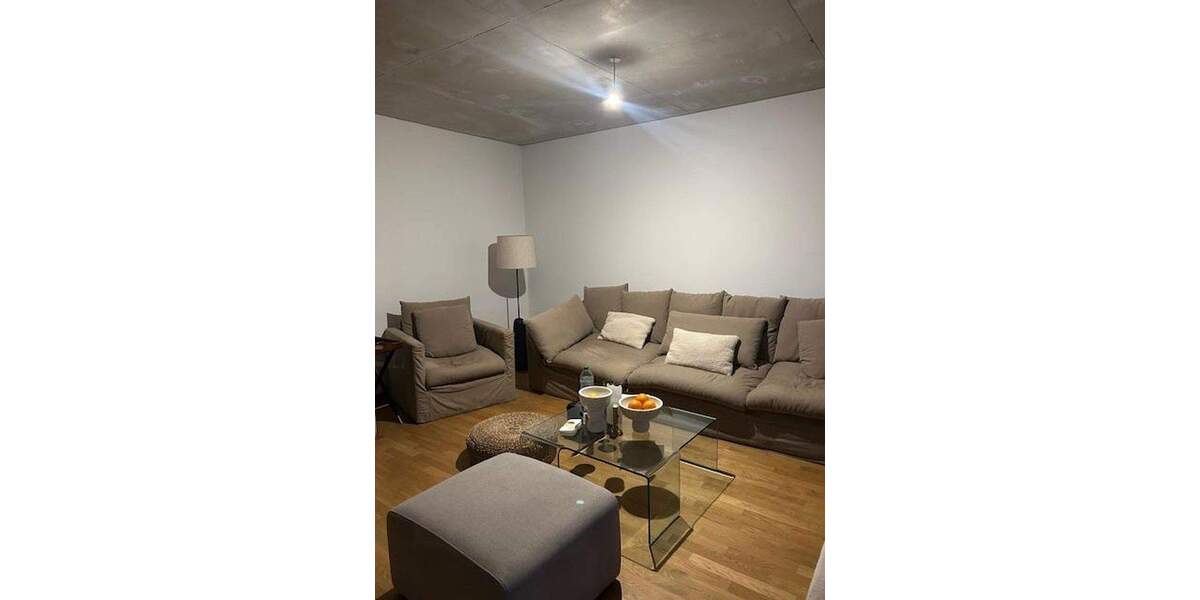 Etagenwohnung Düsseldorf Friedrichstadt - 2 Zimmer, 93 m&sup2;, 1.674&euro; | Angebot:25590400