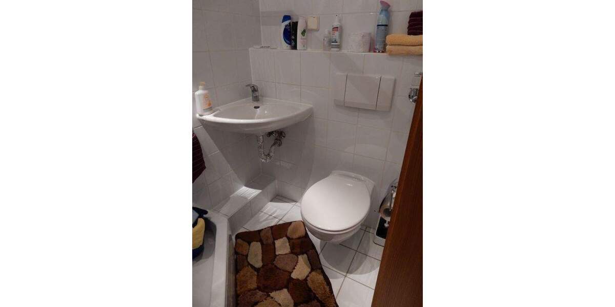 Etagenwohnung Krefeld Fischeln - 3 Zimmer, 82 m&sup2;, 185.000&euro; | Angebot:24789625