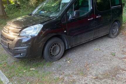 Citroen Berlingo 156.000 km 3.999 € Mülheim an der Ruhr 45468