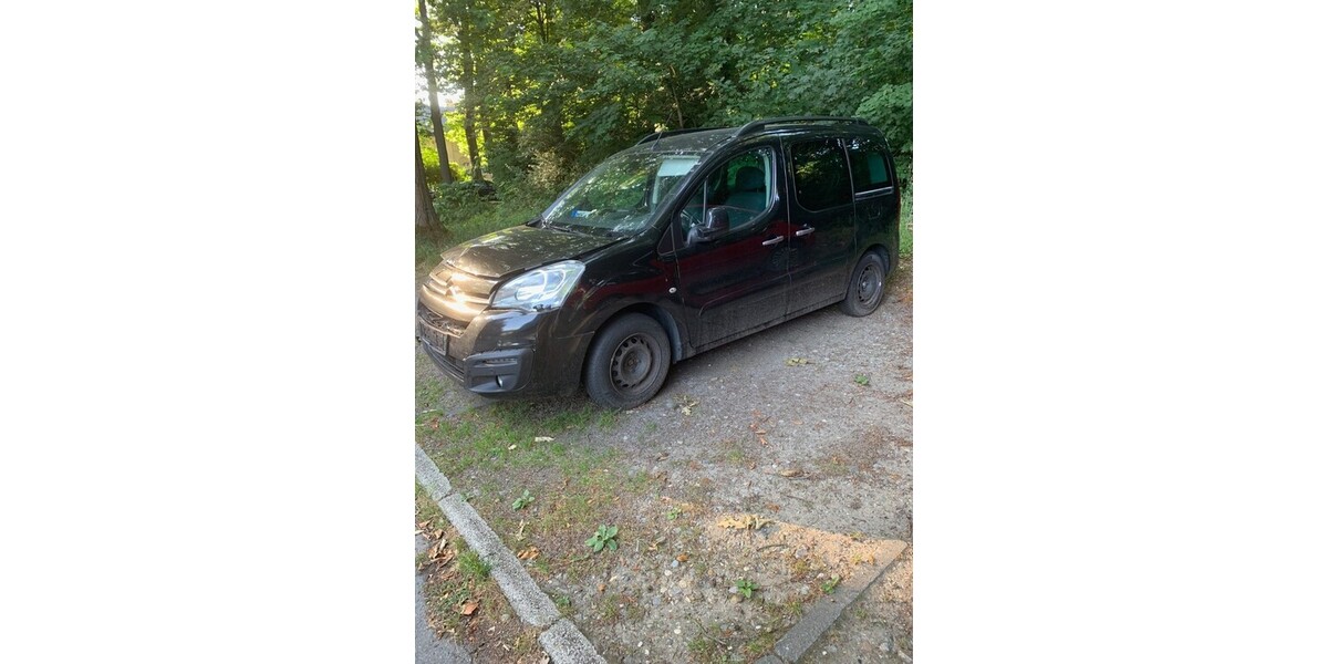 Citroen Berlingo 156.000 km 3.999 € Mülheim an der Ruhr 45468