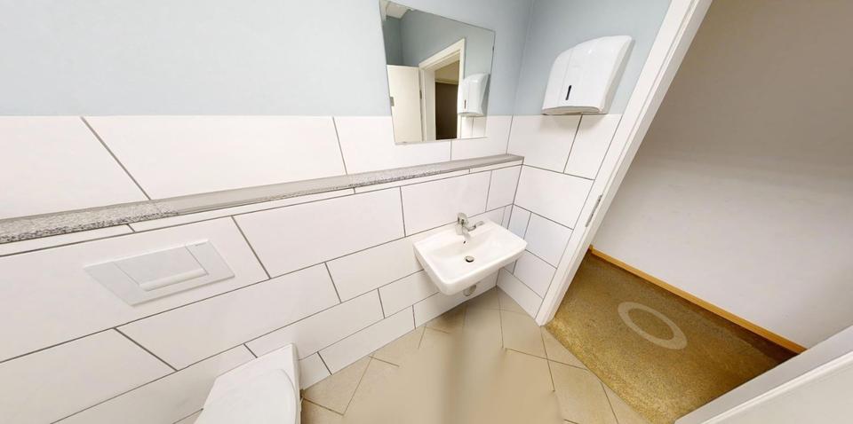 Einfamilienhaus Voerde (Niederrhein) - 14 Zimmer, 468 m&sup2;, 3.000&euro; | Angebot:22566047