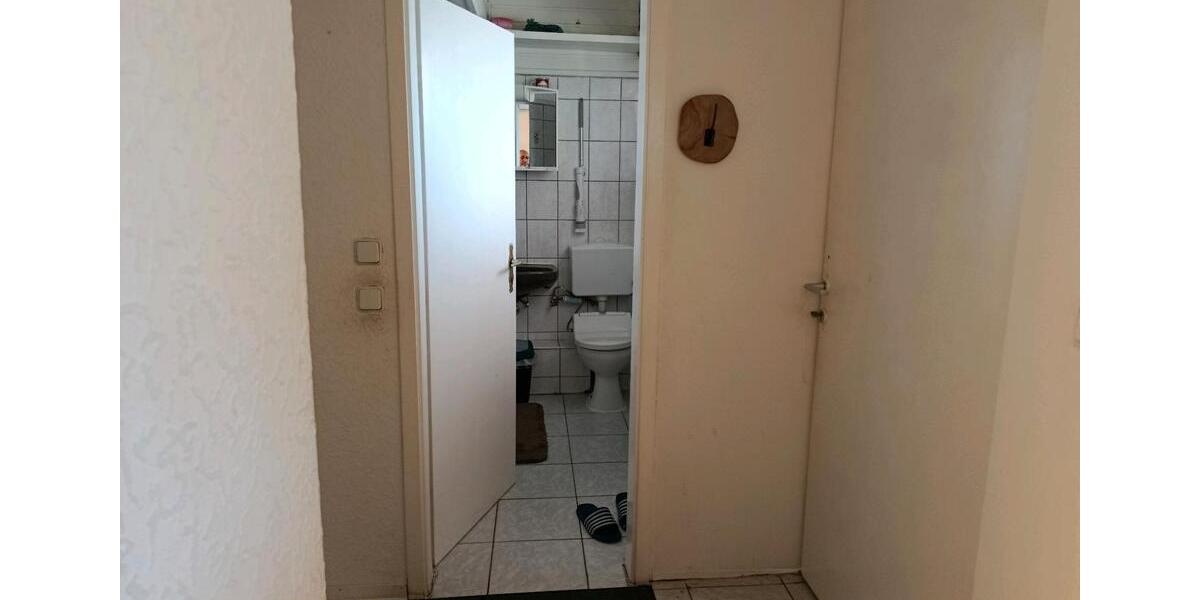 Erdgeschoßwohnung Duisburg Rheinhausen - 4 Zimmer, 95 m&sup2;, 1.100&euro; | Angebot:26384335