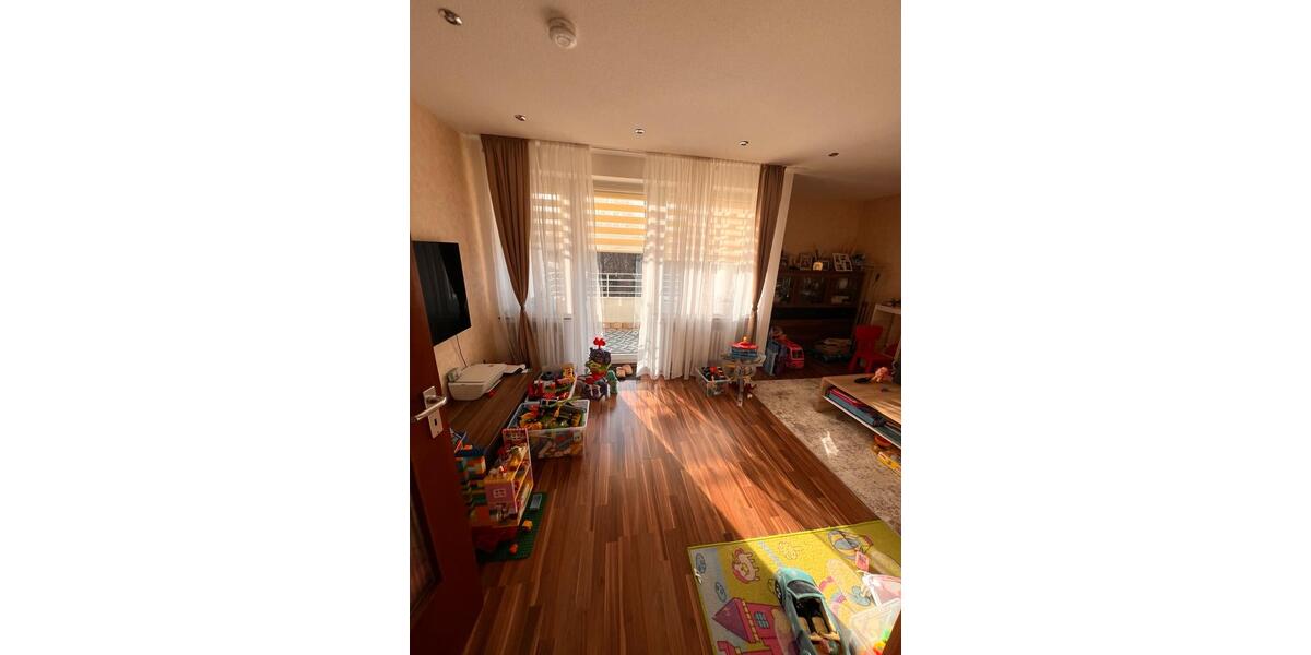 Helle 3,5-Zimmerwohnung mit EBK in RE-Hillerheide 3 zimmer