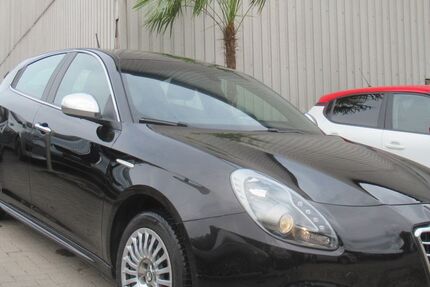 Alfa Romeo Giulietta 83.685 km 7.490 &euro; Herne 44653