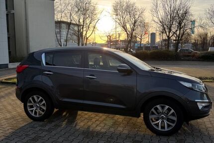 Kia Sportage 111.200 km 11.750 &euro; Krefeld 47800