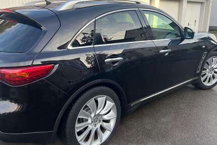INFINITI FX