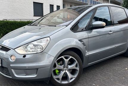 Ford S-Max 238.500 km 2.750 &euro; DUISBURG 47443