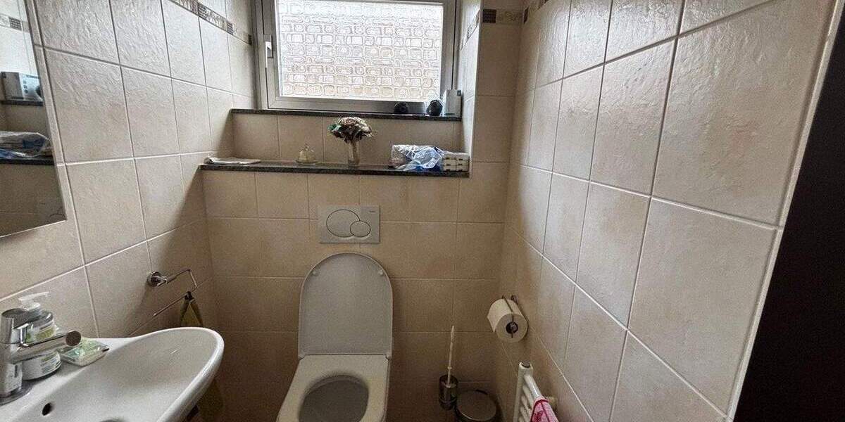 Reihenmittelhaus Krefeld Fischeln - 5 Zimmer, 105 m&sup2;, 395.000&euro; | Angebot:25820518