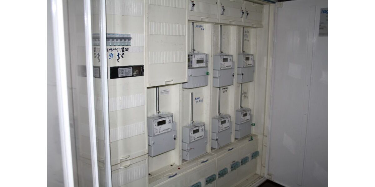 Provisionsfrei* Modernisierte Kapitalanlage in Duisburg-Hochfeld - Mehrfamilienhaus mit 277 m² Wohnfläche, vollvermietet, provisionsfrei vom Dachdecker - Mehrfamilienhaus, Wohnhaus Duisburg Hochfeld | Angebot:25561634