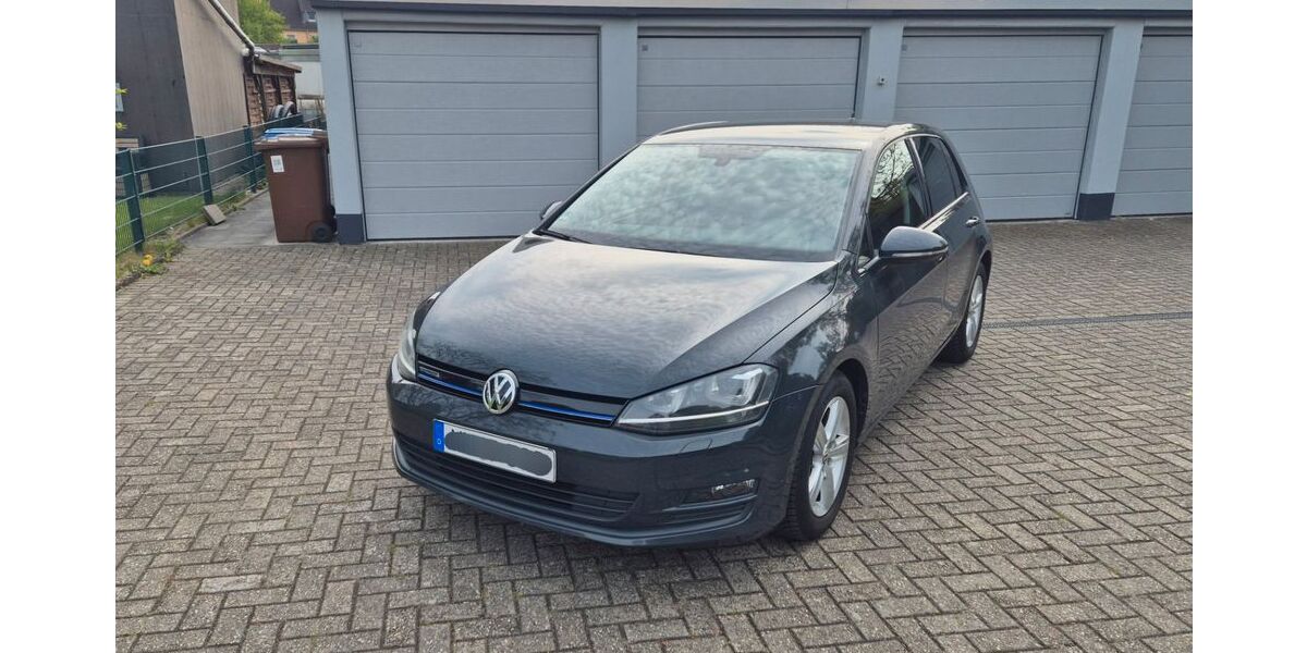 VW Golf 182.553 km 9.350 &euro; Oberhausen 46045