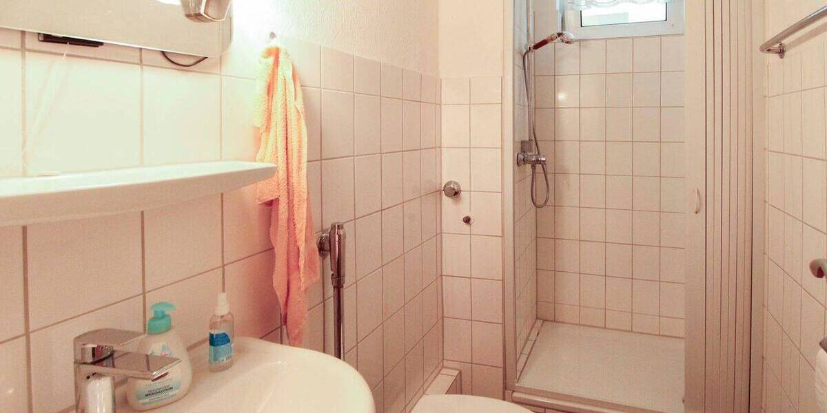 Etagenwohnung Krefeld Linn - 3 Zimmer, 52 m&sup2;, 99.000&euro; | Angebot:26423769