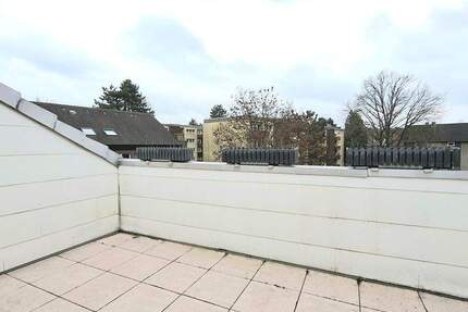 Renovierte Wohnung mit Südloggia! 3 zimmer