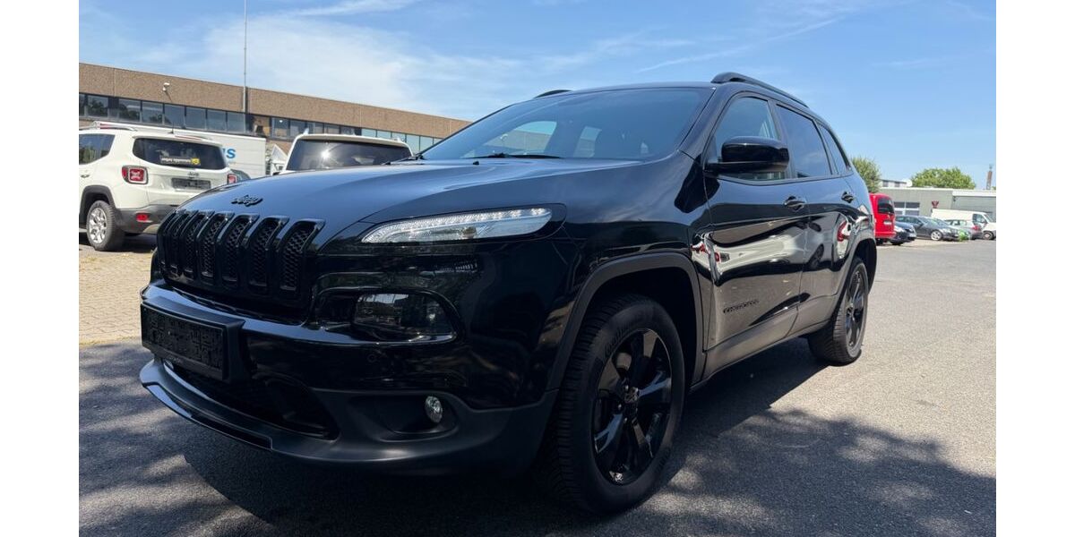 Jeep Cherokee 107.000 km 9.990 &euro; Düsseldorf 40233