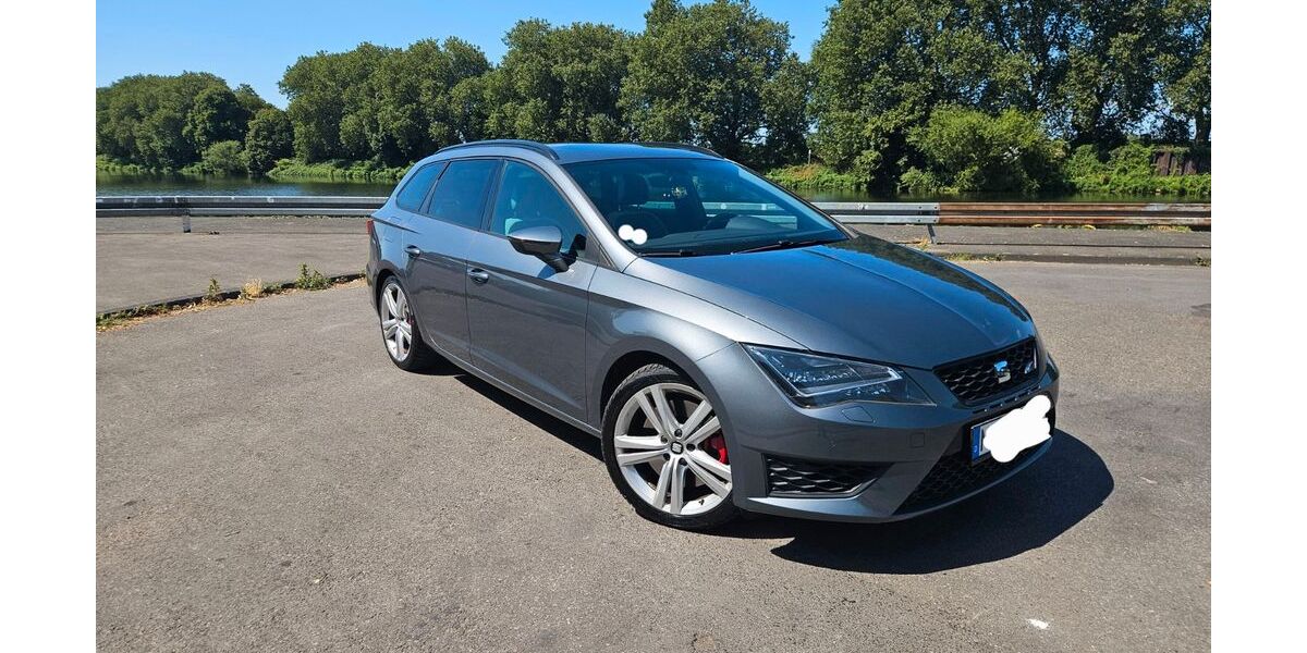 Seat Leon 85.000 km 17.600 &euro; Mülheim an der Ruhr 45468