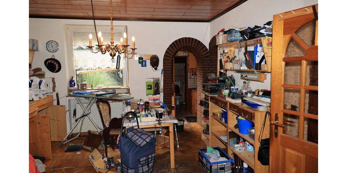 Reihenmittelhaus Duisburg Hochemmerich - 4 Zimmer, 72 m&sup2;, 122.000&euro; | Angebot:23335968