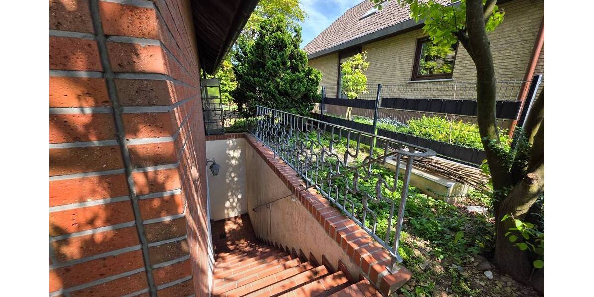 Mehrfamilienhaus, Wohnhaus Velbert Mitte - 6 Zimmer, 230 m&sup2;, 490.000&euro; | Angebot:23944327