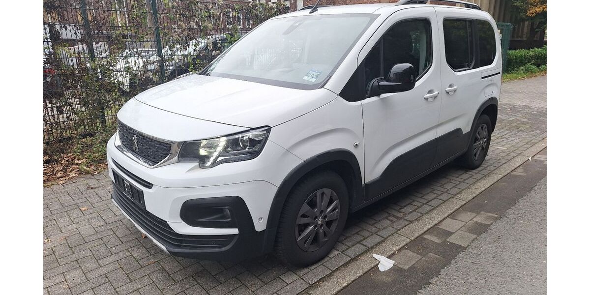 Peugeot Rifter 198.000 km 11.900 &euro; Mülheim an der Ruhr 45473