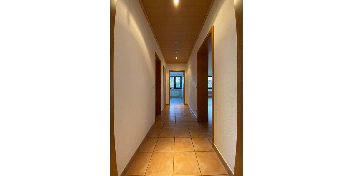 Etagenwohnung Essen Schönebeck - 5 Zimmer, 119 m&sup2;, 1.000&euro; | Angebot:24777925