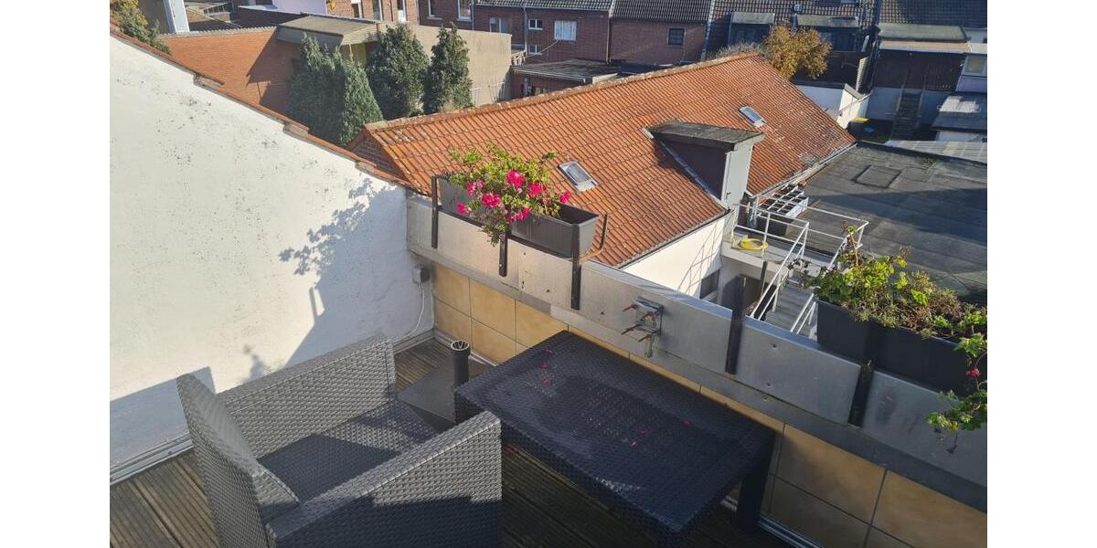 2-Zimmer Wohnung mit Küche, Waschmaschine und Loggia ab 01.02.26 2 zimmer